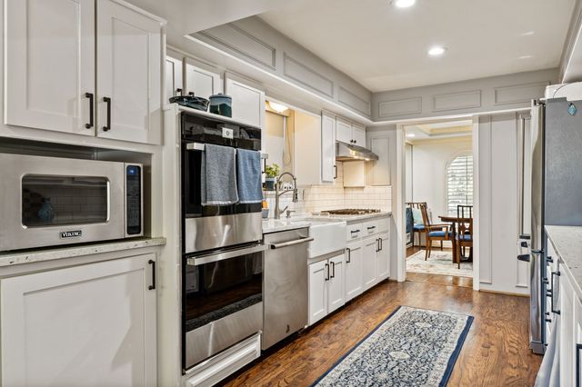 9683 Whitehurst Drive, Dallas, TX 75243