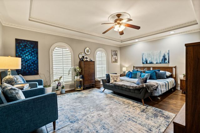 9683 Whitehurst Drive, Dallas, TX 75243