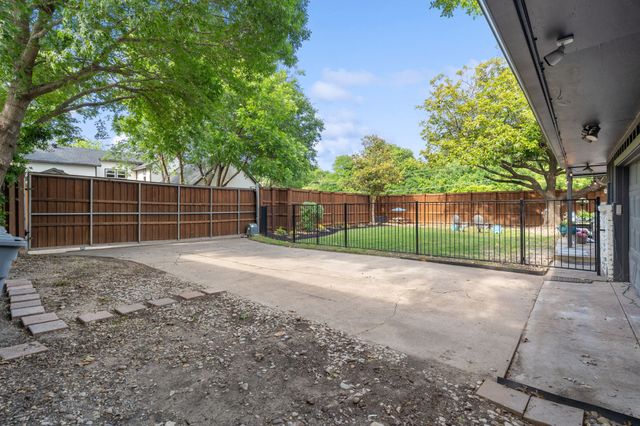 9683 Whitehurst Drive, Dallas, TX 75243