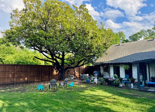 9683 Whitehurst Drive, Dallas, TX 75243