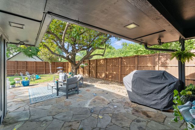 9683 Whitehurst Drive, Dallas, TX 75243