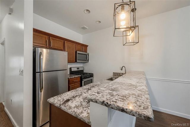 364 Evergreen Avenue, Brooklyn, NY 11221