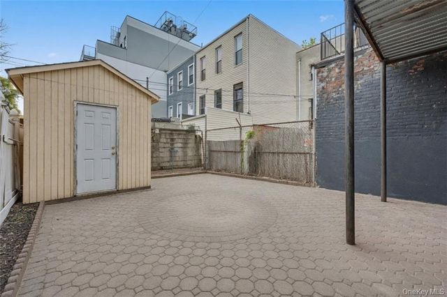 364 Evergreen Avenue, Brooklyn, NY 11221