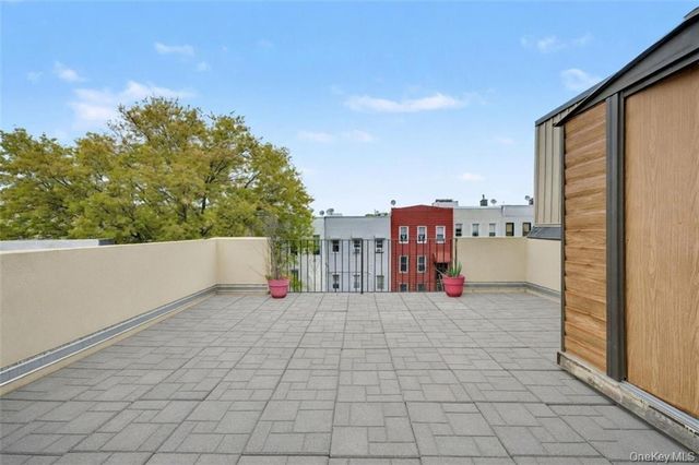 364 Evergreen Avenue, Brooklyn, NY 11221