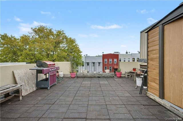 364 Evergreen Avenue, Brooklyn, NY 11221