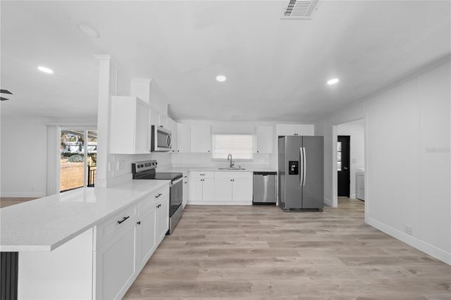 27846 W PELICAN ISLE DRIVE, Leesburg, FL 34748