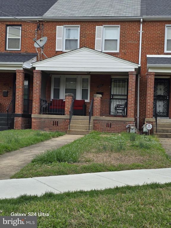 1824 T ST SE, Washington, DC 20020
