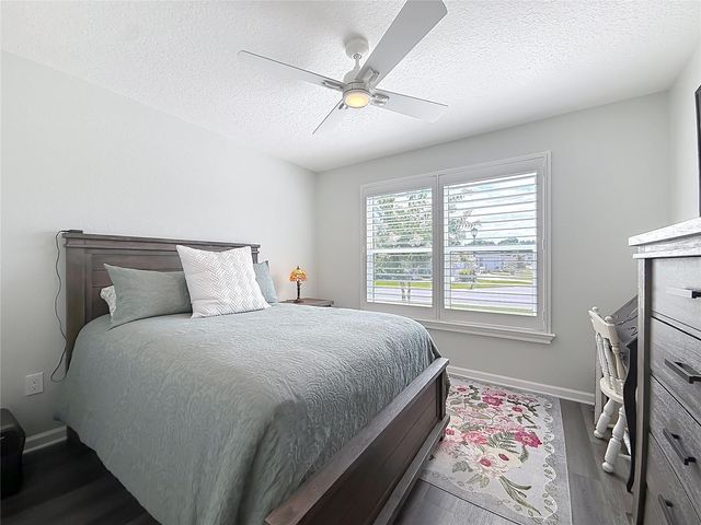 6966 LISA LANE, The Villages, FL 34762