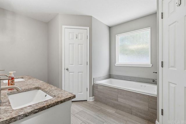 515 S Shady Lane, Benton, AR 72015
