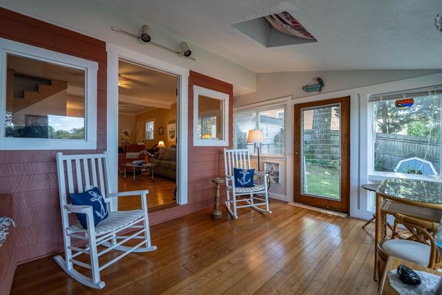 1519 Morton Ave, New Bedford, MA 02745