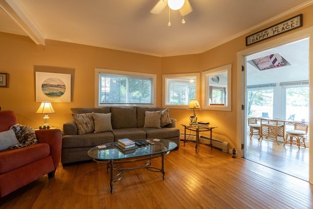 1519 Morton Ave, New Bedford, MA 02745