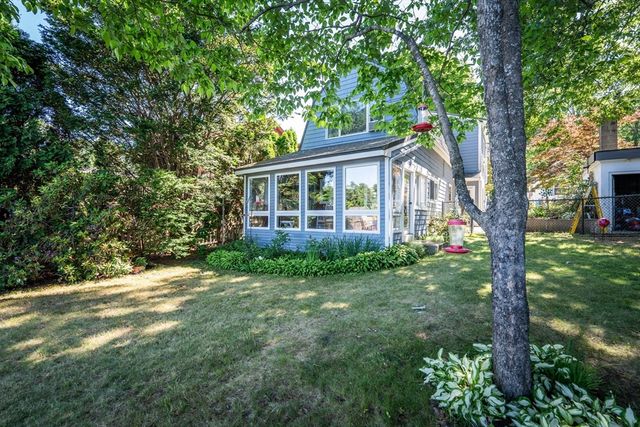1519 Morton Ave, New Bedford, MA 02745