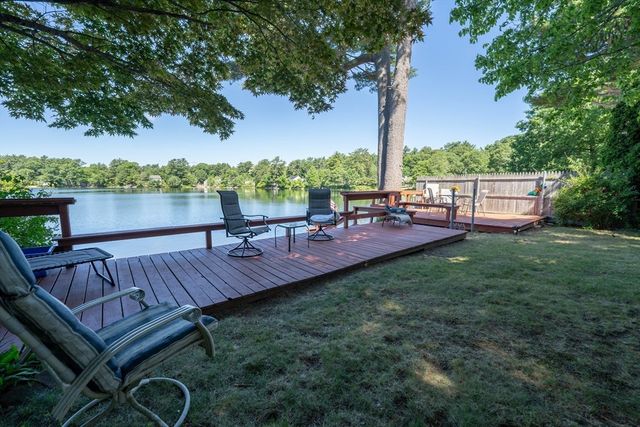 1519 Morton Ave, New Bedford, MA 02745