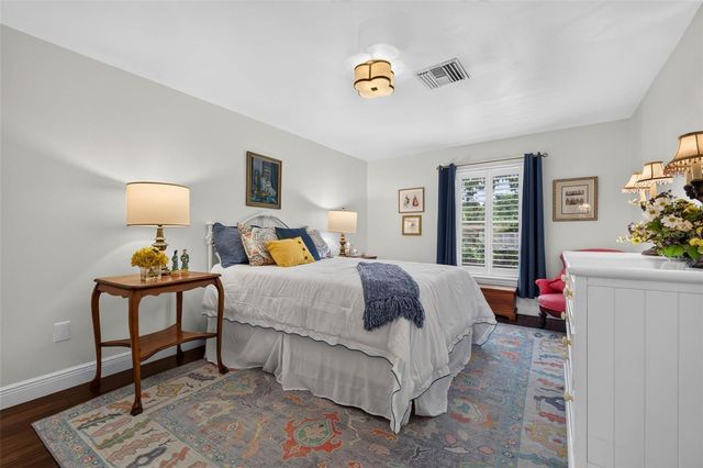 602 S RIVERHILLS DRIVE, Temple Terrace, FL 33617