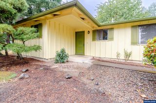 1710 NW Woodland Dr, Corvallis, OR 97330