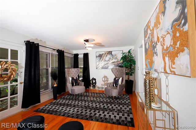 19595 Mahon Street, Southfield, MI 48075