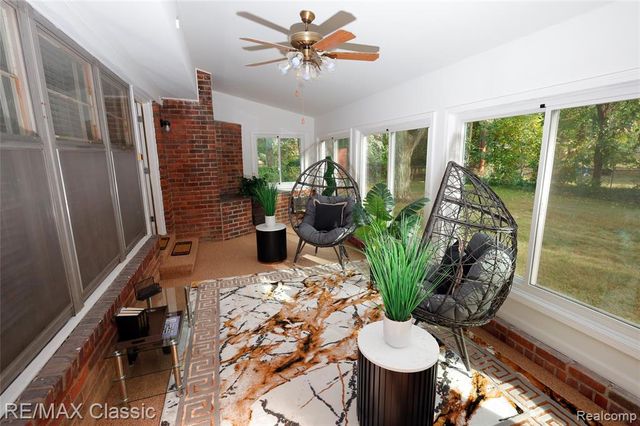 19595 Mahon Street, Southfield, MI 48075