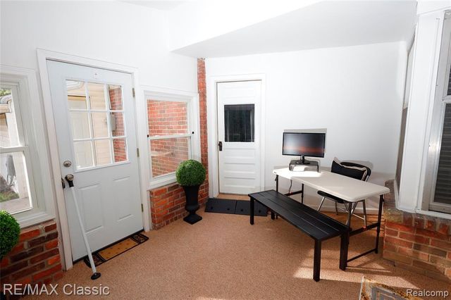 19595 Mahon Street, Southfield, MI 48075