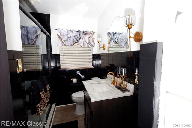 19595 Mahon Street, Southfield, MI 48075