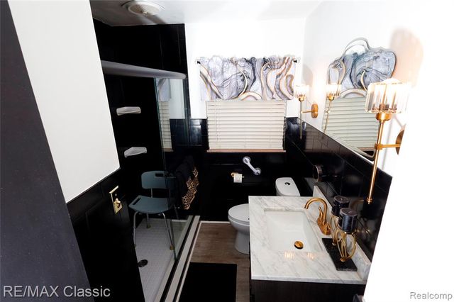 19595 Mahon Street, Southfield, MI 48075