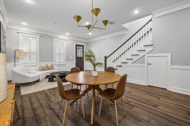 240 W 27th Street, Houston, TX 77008