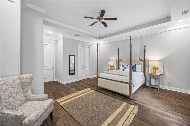 240 W 27th Street, Houston, TX 77008