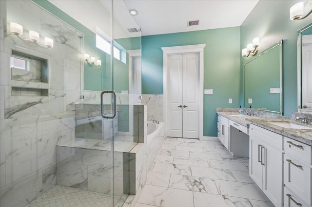 240 W 27th Street, Houston, TX 77008