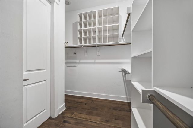 240 W 27th Street, Houston, TX 77008