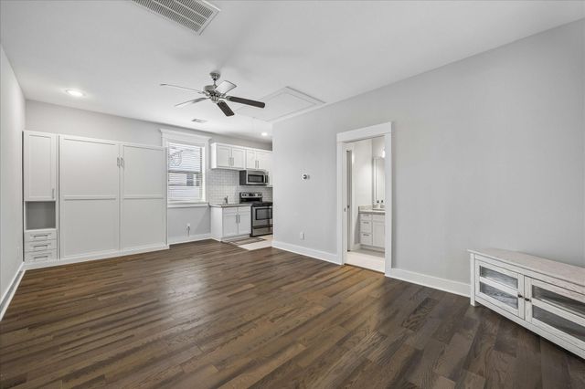 240 W 27th Street, Houston, TX 77008