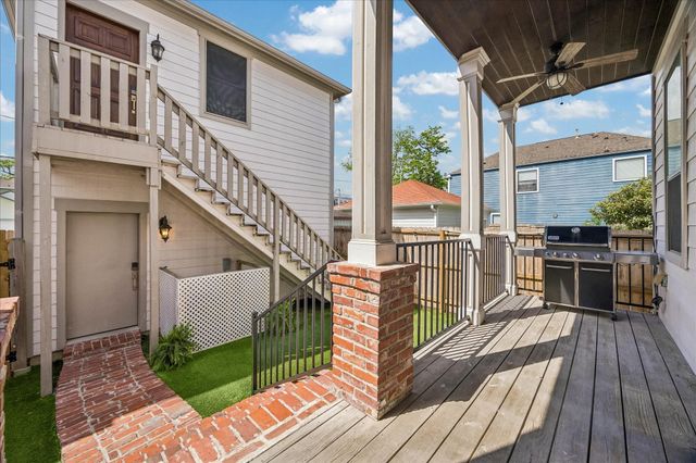 240 W 27th Street, Houston, TX 77008