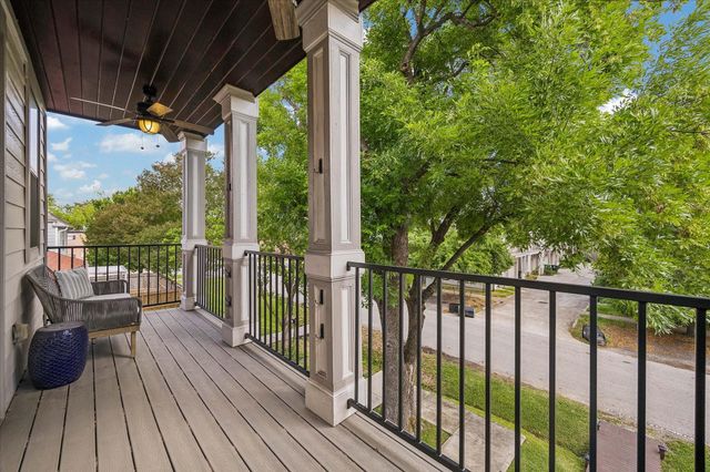 240 W 27th Street, Houston, TX 77008