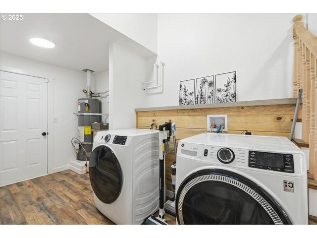 1317 W MAIN St, Centralia, WA 98531