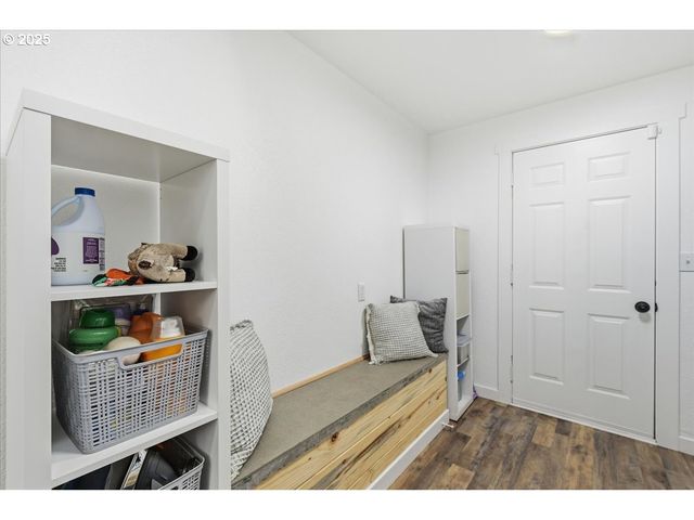 1317 W MAIN St, Centralia, WA 98531