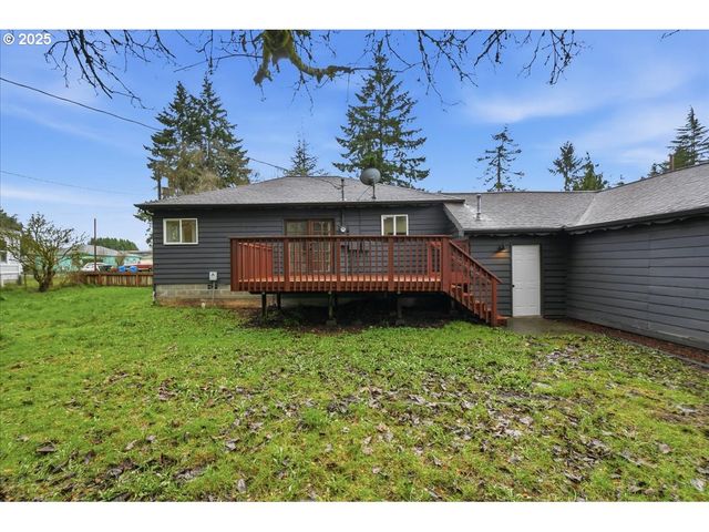 1317 W MAIN St, Centralia, WA 98531