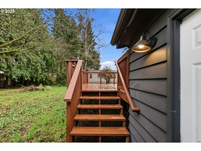 1317 W MAIN St, Centralia, WA 98531