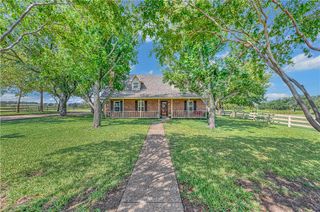 443 Rost Road, Mcgregor, TX 76657