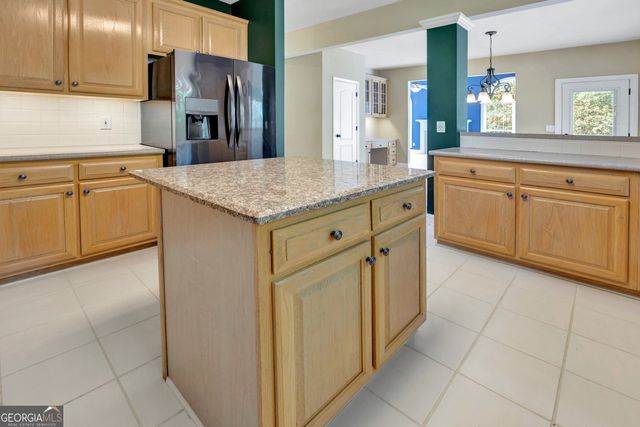 122 Grandiflora Drive, Mcdonough, GA 30253