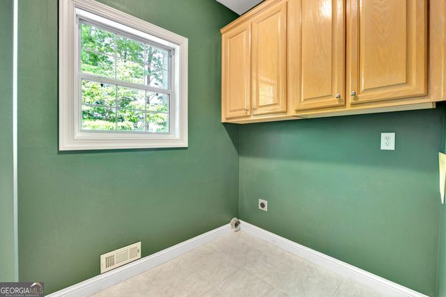 122 Grandiflora Drive, Mcdonough, GA 30253