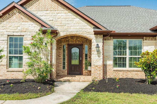 2180 County Road 212, Angleton, TX 77515