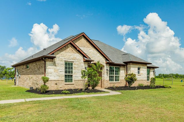 2180 County Road 212, Angleton, TX 77515