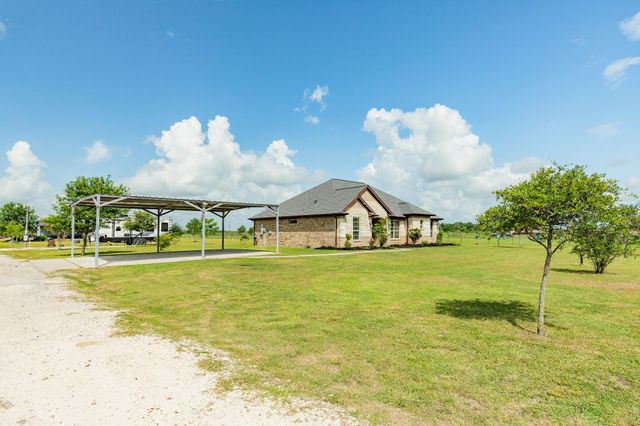 2180 County Road 212, Angleton, TX 77515
