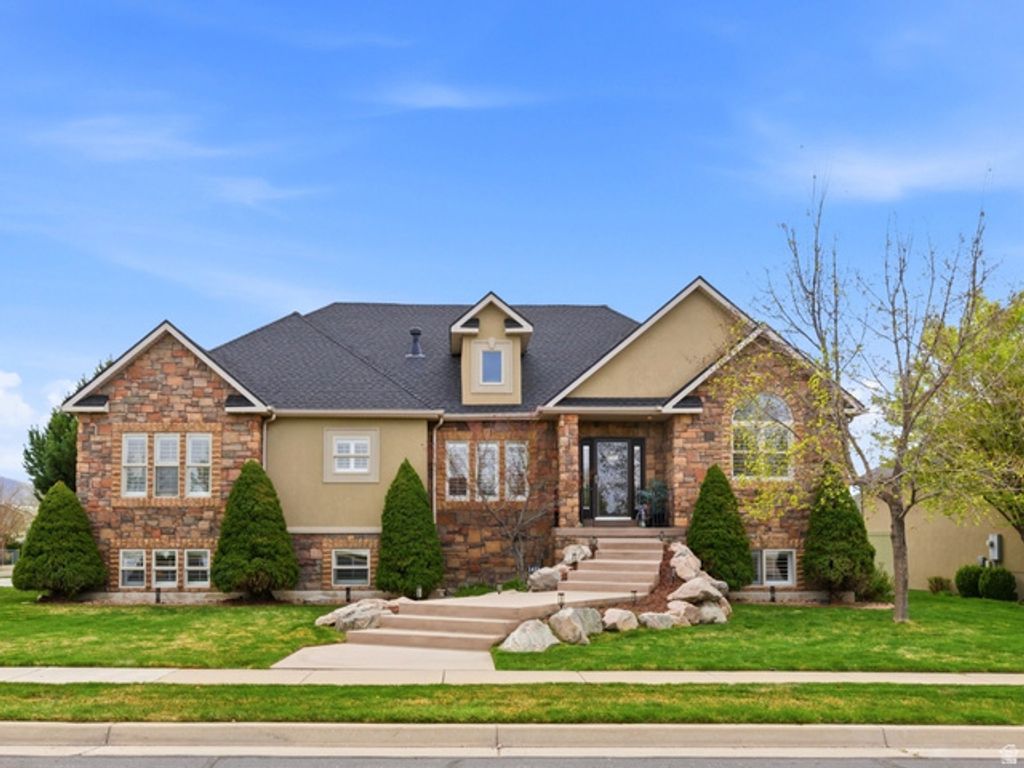 1415 JOHNSON WAY, Kaysville, UT 84037