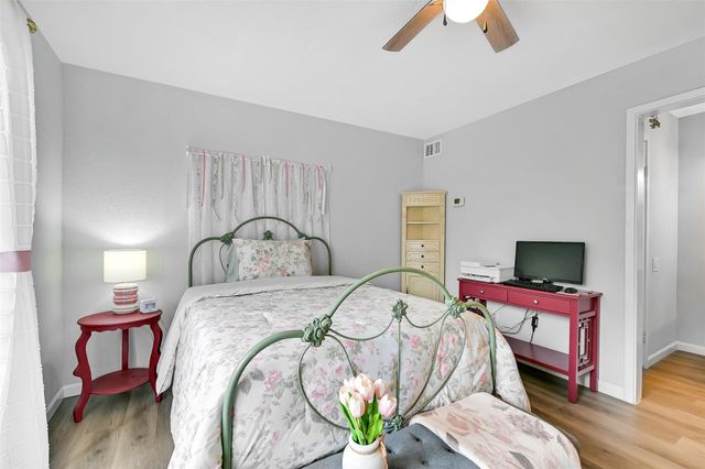 1500 Bay Area Boulevard 346, Houston, TX 77058