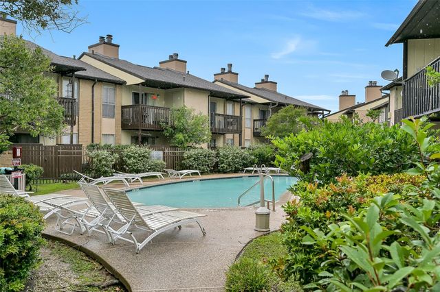 1500 Bay Area Boulevard 346, Houston, TX 77058