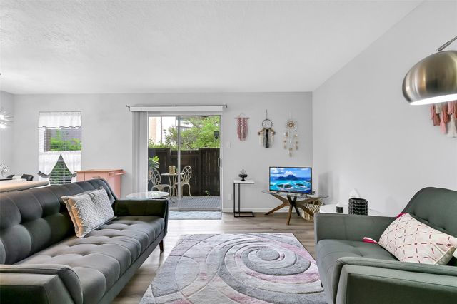 1500 Bay Area Boulevard 346, Houston, TX 77058