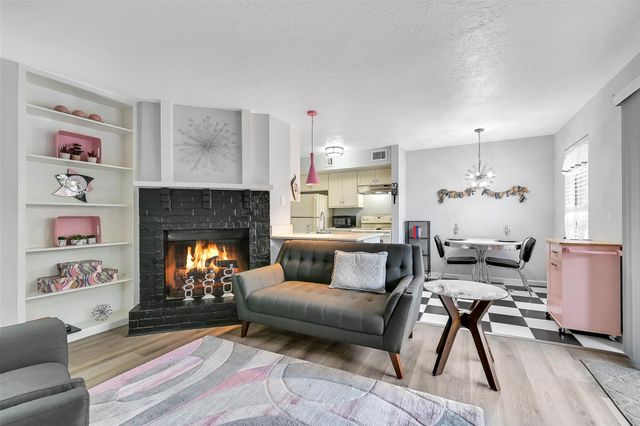 1500 Bay Area Boulevard 346, Houston, TX 77058