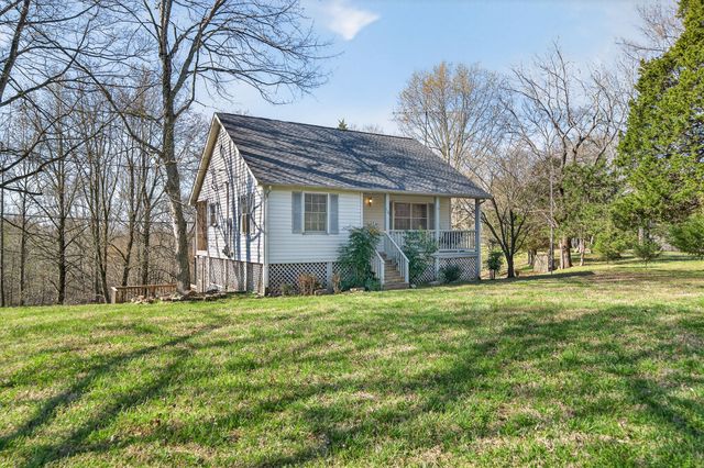 676 Sunny Point Rd, Baxter, TN 38544