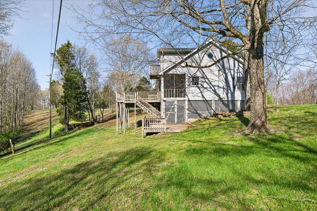 676 Sunny Point Rd, Baxter, TN 38544