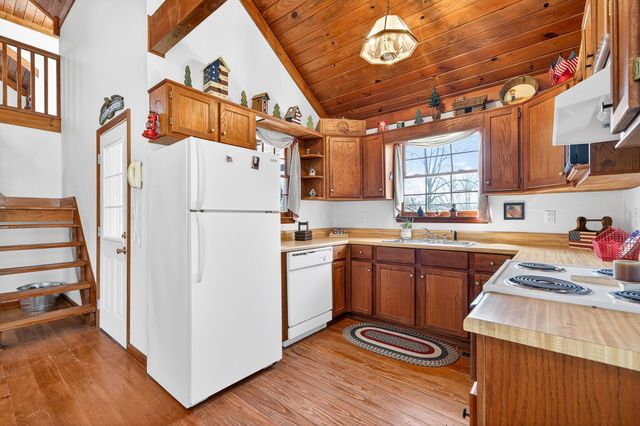 676 Sunny Point Rd, Baxter, TN 38544