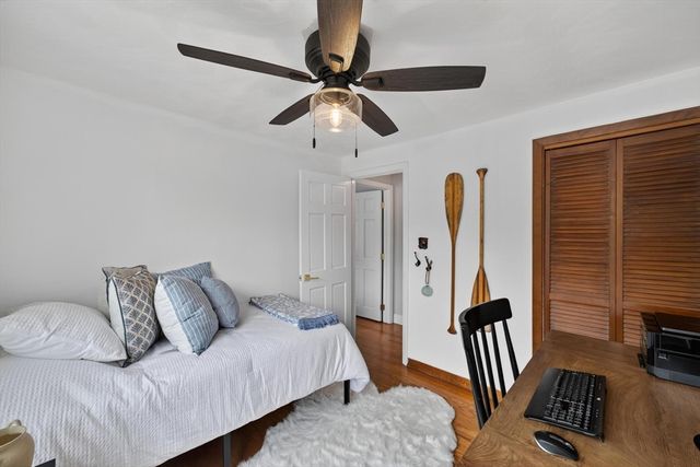 125 Alpha St, Dartmouth, MA 02747